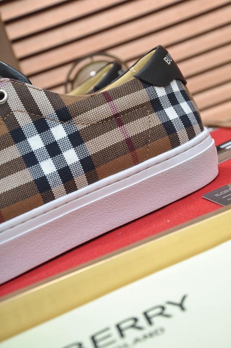 Burberry Sneakers